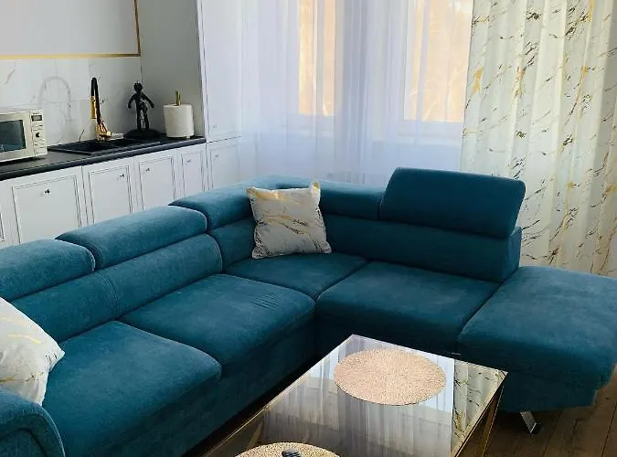 Bursztynowy 1 Dworzec Glowny Srodmiescie Stare Centrum * グダニスク