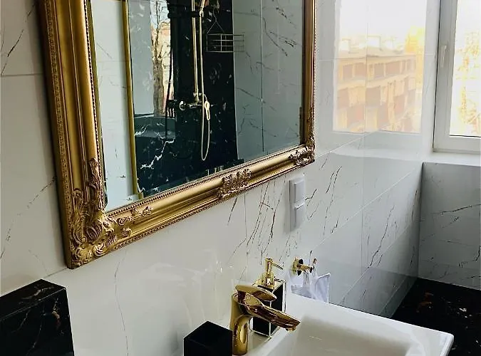 Bursztynowy 1 Dworzec Glowny Srodmiescie Stare Centrum アパート グダニスク