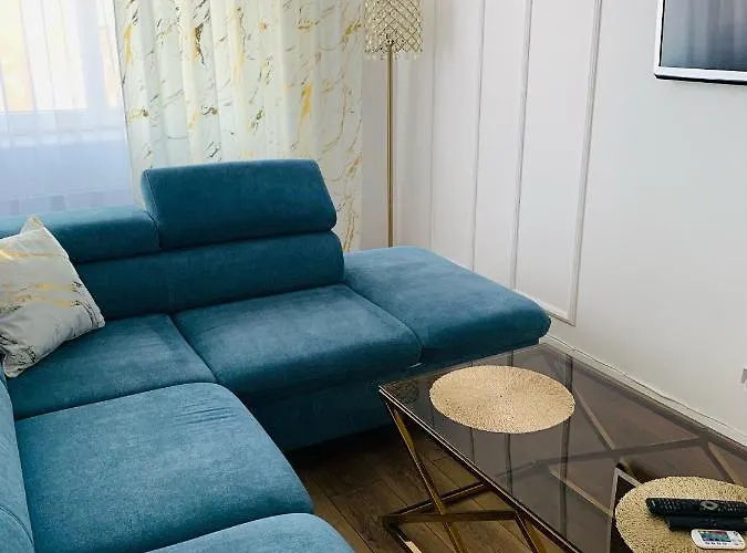 Bursztynowy 1 Dworzec Glowny Srodmiescie Stare Centrum アパート