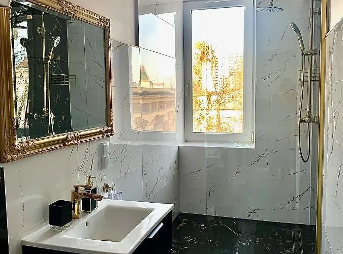 アパート Bursztynowy 1 Dworzec Glowny Srodmiescie Stare Centrum