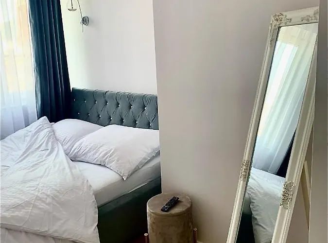 Bursztynowy 1 Dworzec Glowny Srodmiescie Stare Centrum * グダニスク